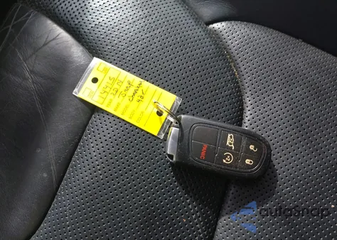 2014 Jeep Cherokee Limited z USA, uszkodzony, nr VIN 1C4PJMDS3EW226813